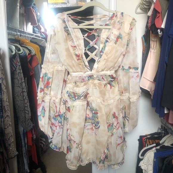 COPY - NWT Zida Floral Ruffle Tiered Cutout Dress… - Picture 9 of 9